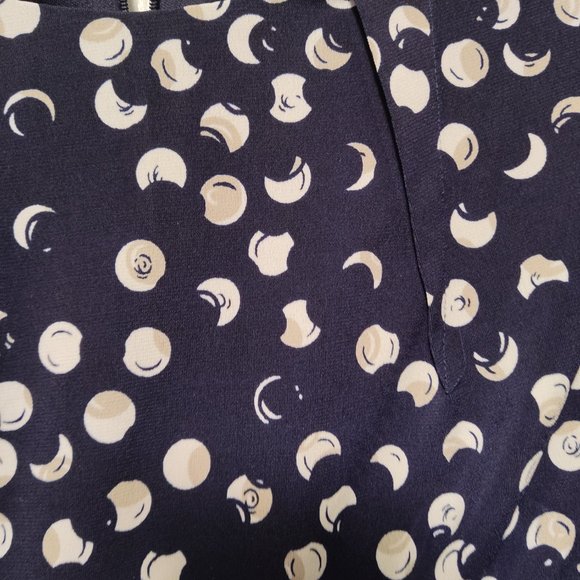 Laura Petites size 4,  moon pattern sleeveless dress - Picture 5 of 7